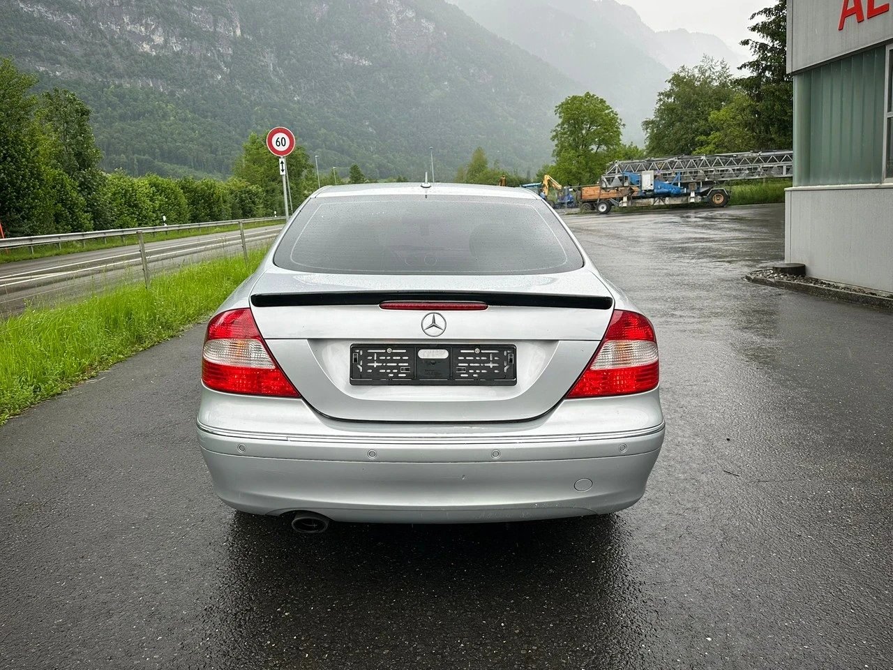 Mercedes-Benz CLK Clk 200, снимка 4 - Автомобили и джипове - 53713371