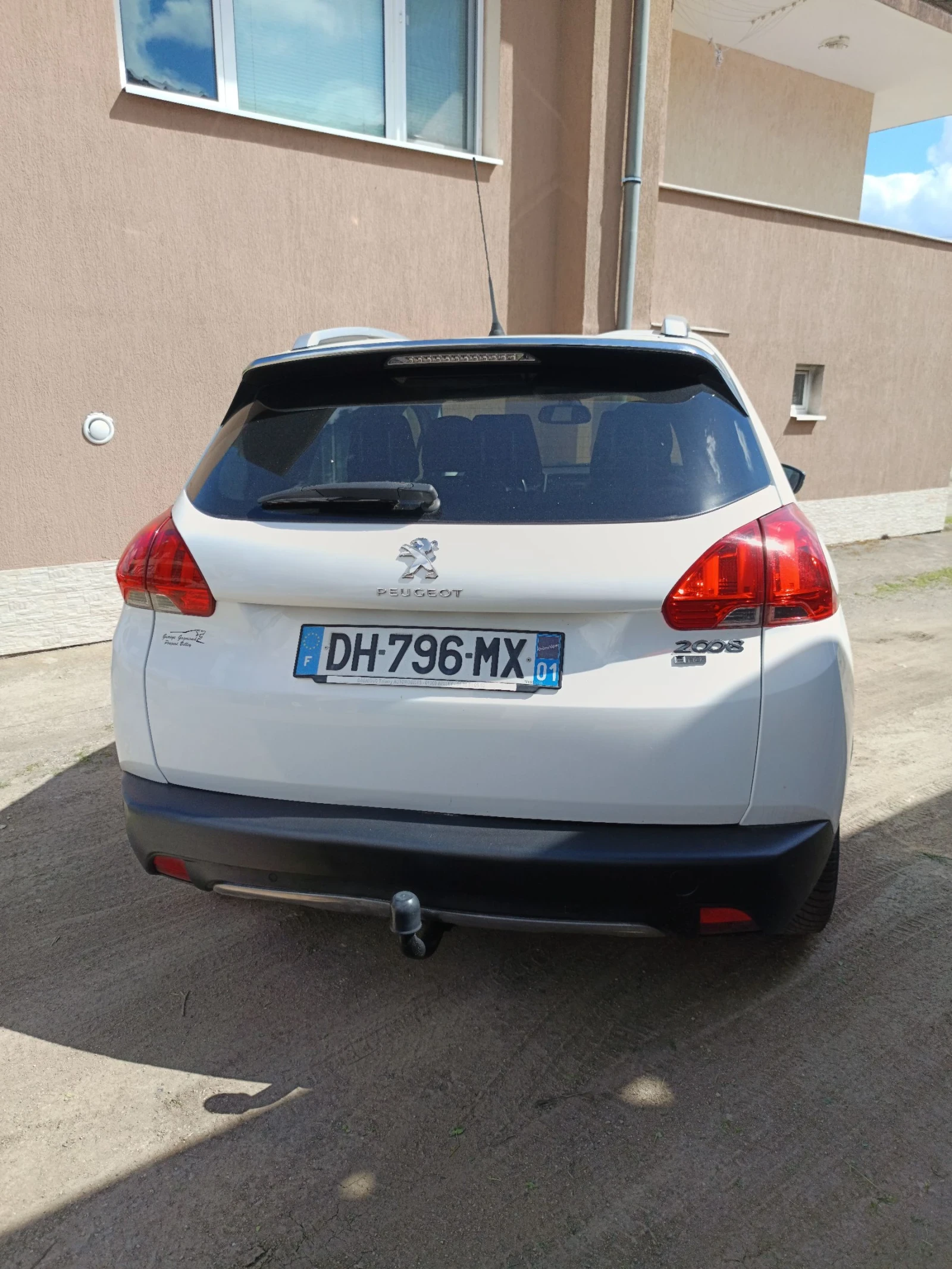 Peugeot 2008 1.6 eHdi, снимка 6 - Автомобили и джипове - 53777430