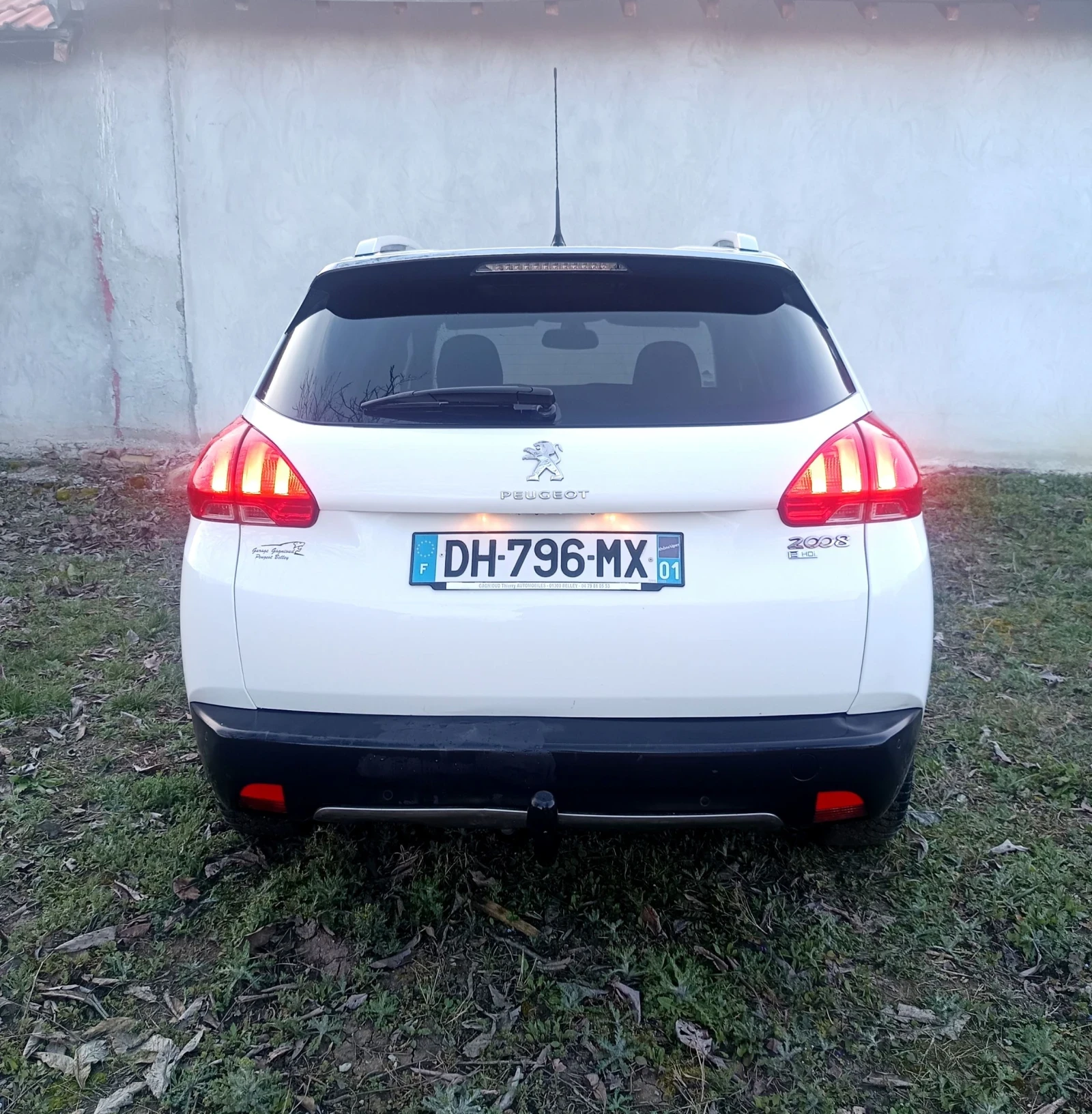 Peugeot 2008 eHdi, снимка 6 - Автомобили и джипове - 53777430
