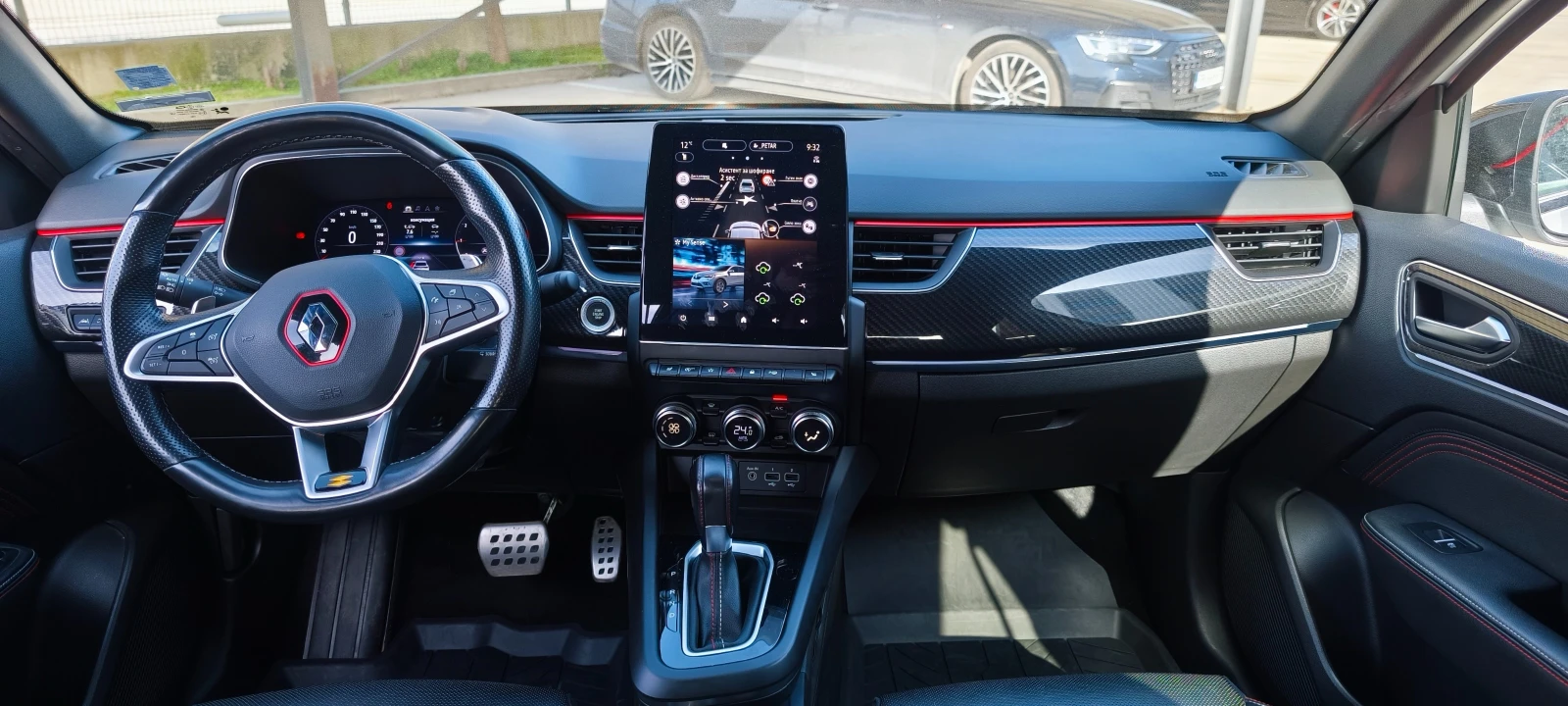 Renault Arkana, снимка 10 - Автомобили и джипове - 54227181