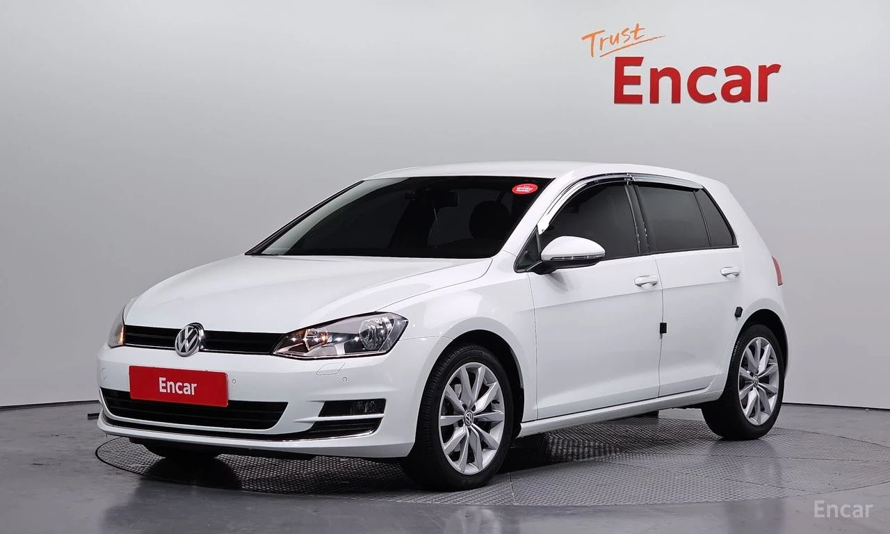VW Golf * 1.6TDI* DSG* NAVI* ПОДГРЕВ* 
