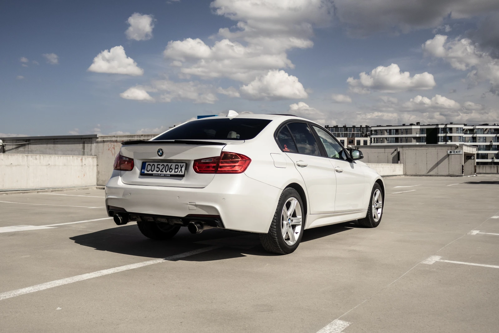 BMW 320 d Xdrive M performance, снимка 7 - Автомобили и джипове - 54693237