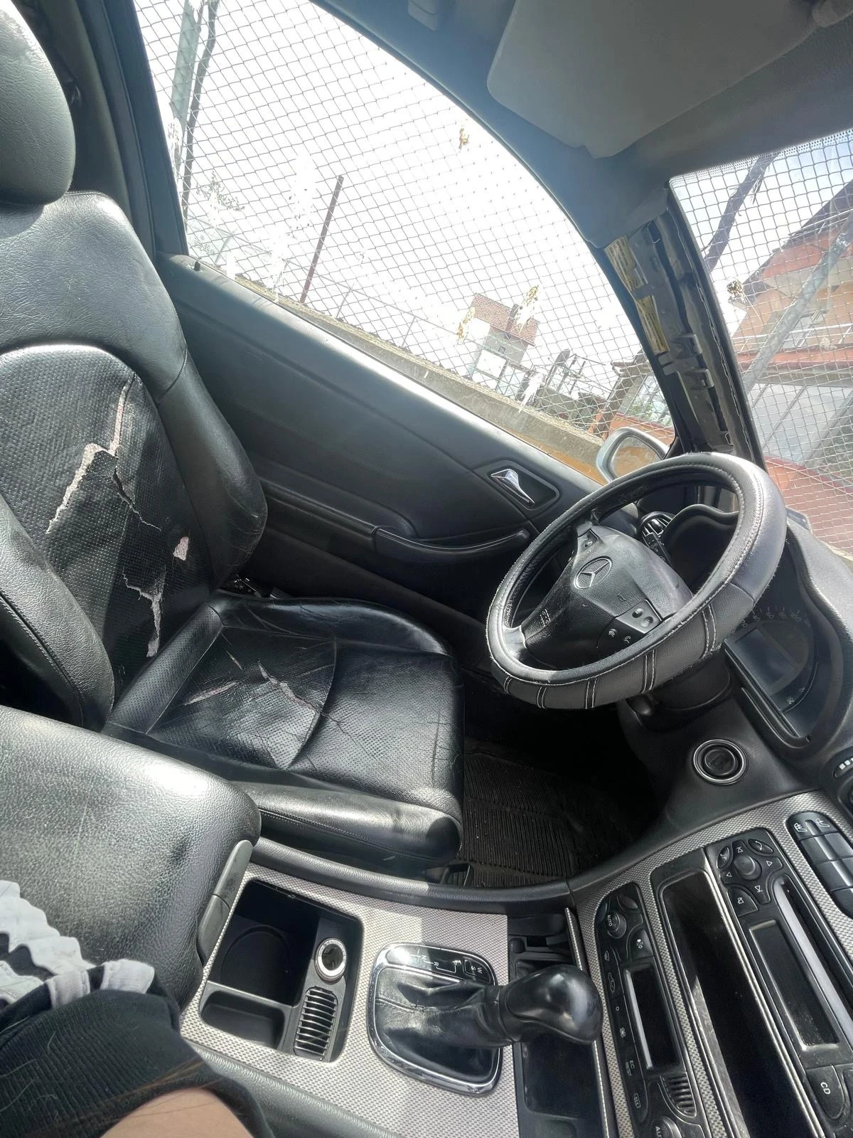 Mercedes-Benz C 220 2, 2 дизел, снимка 5 - Автомобили и джипове - 54752652