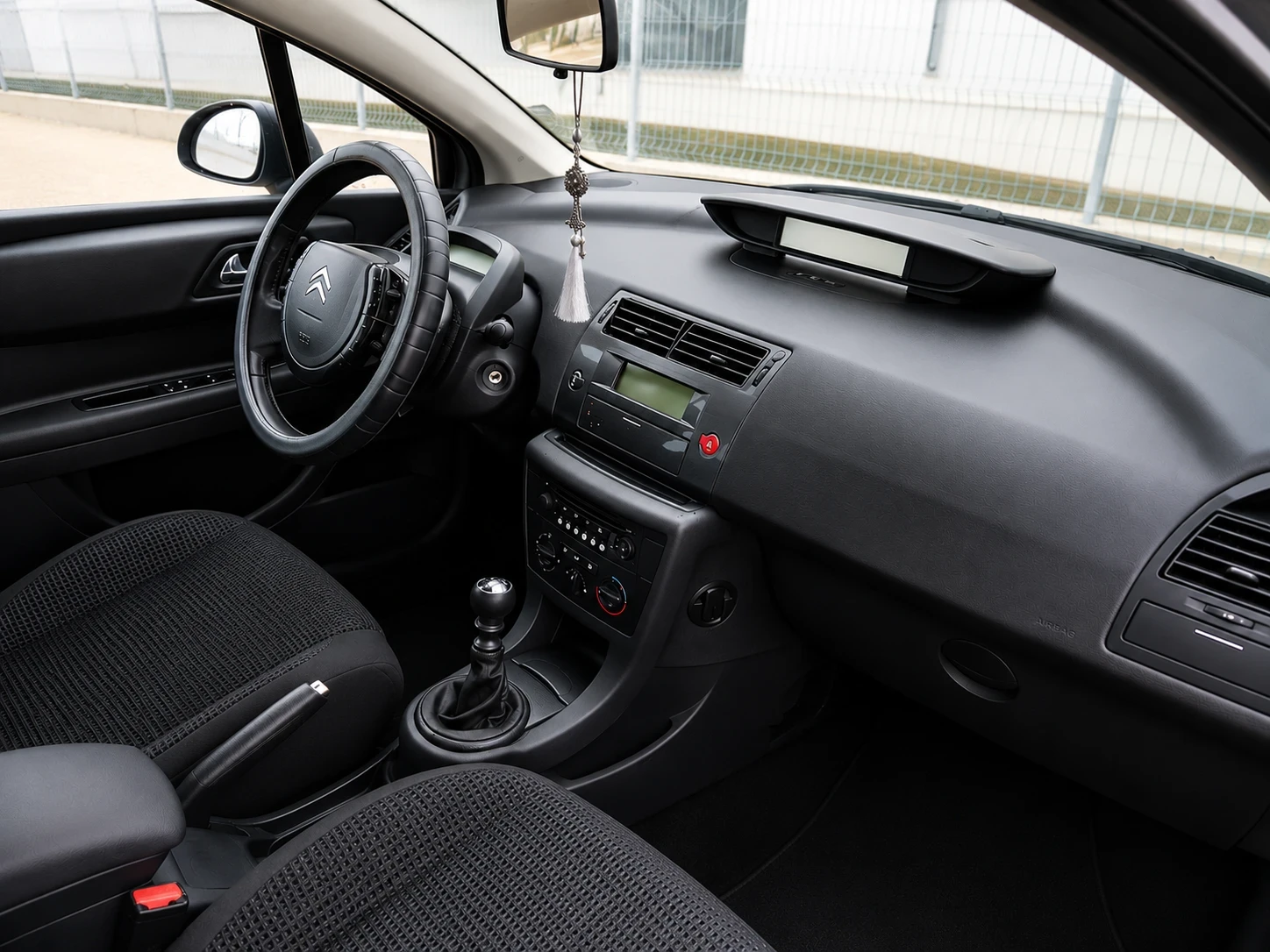 Citroen C4, снимка 2 - Автомобили и джипове - 55217984