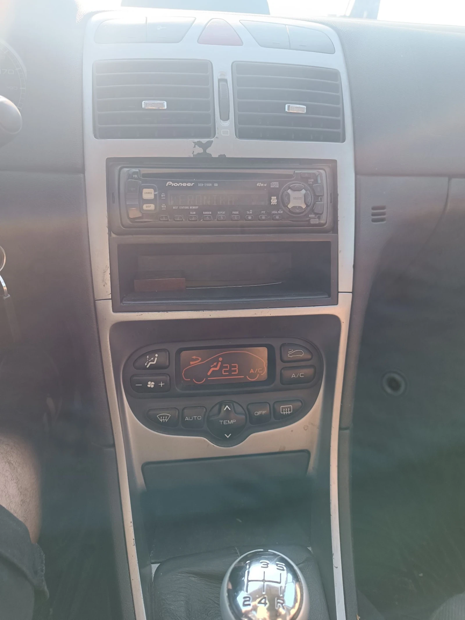 Peugeot 307 2.0 hdi, снимка 8 - Автомобили и джипове - 55334210