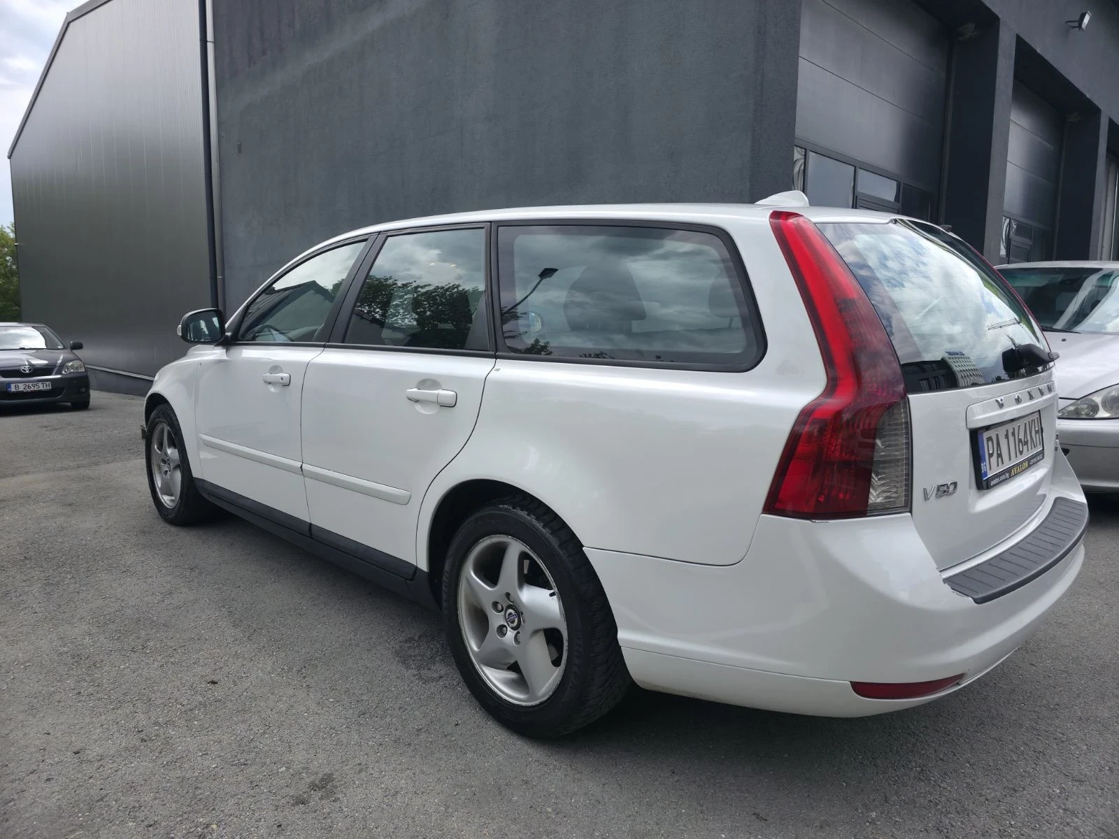 Volvo V50 1.6 D FACELIFT , снимка 6 - Автомобили и джипове - 55412451