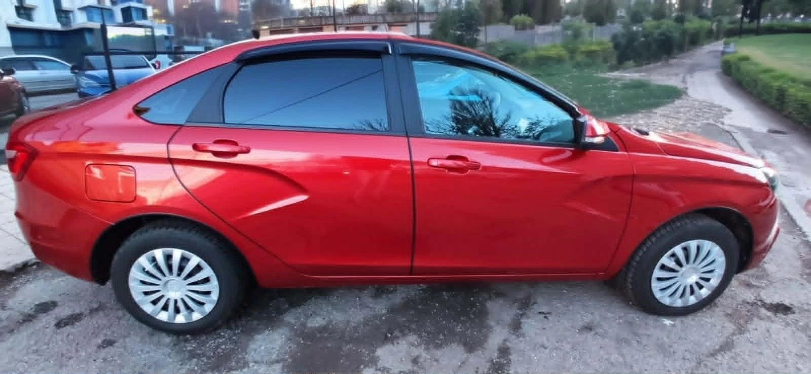 Lada Vesta, снимка 9 - Автомобили и джипове - 55418037