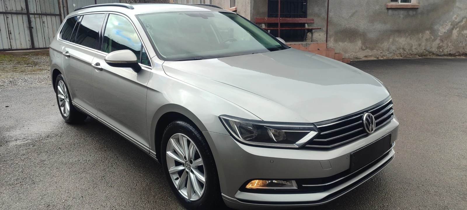 VW Passat 1.6 TDI Bluemotion, снимка 7 - Автомобили и джипове - 55506539