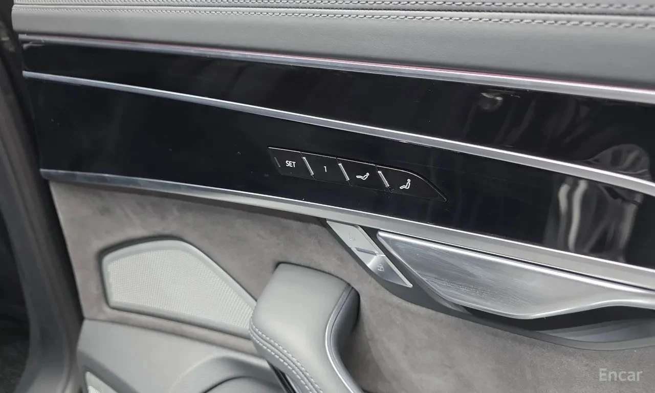 Audi A8 55 TFSI| MATRIX| B&O| MASSAGE(ОТЗАД)| ОБДУХ| TV , снимка 16 - Автомобили и джипове - 55871865
