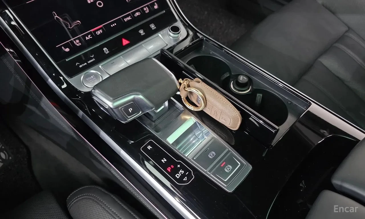 Audi A8 55 TFSI| MATRIX| B&O| MASSAGE(ОТЗАД)| ОБДУХ| TV , снимка 9 - Автомобили и джипове - 55871865