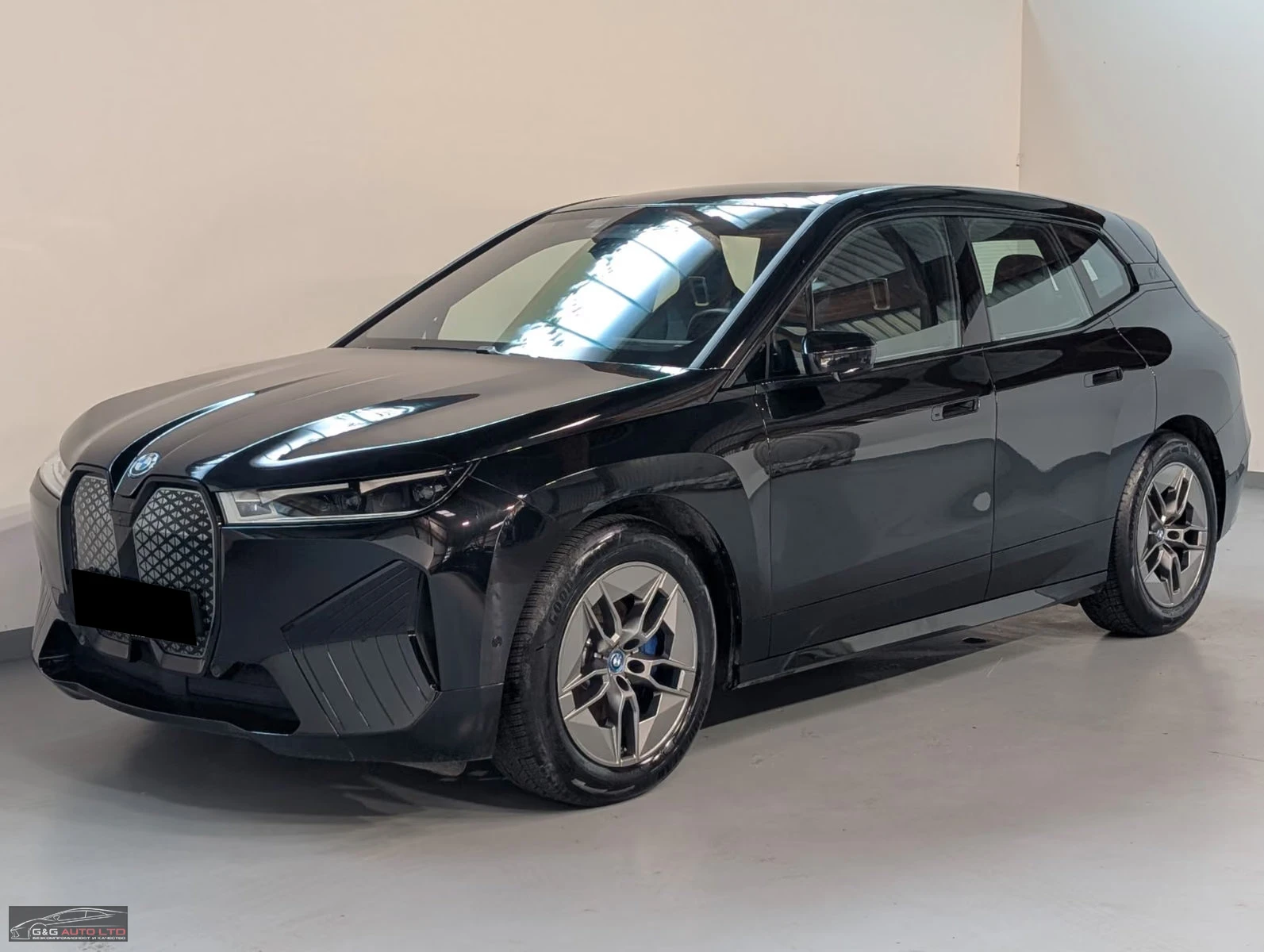 BMW iX 50/523HP/SPORT/PANO/360/SOFT/LASER/ACC/855z