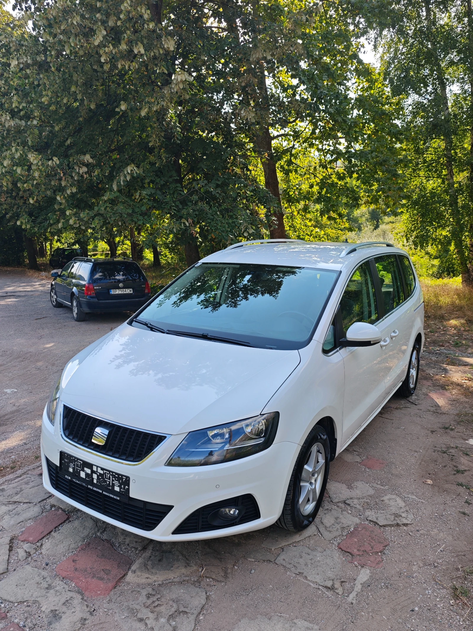 Seat Alhambra 2.0ТДИ НОВ ВНОС, снимка 15 - Автомобили и джипове - 55939667
