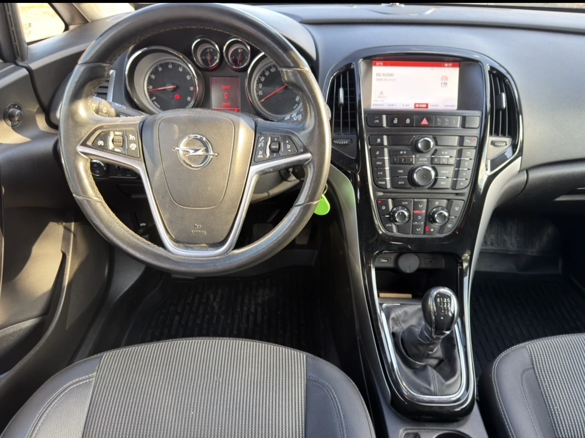 Opel Astra, снимка 9 - Автомобили и джипове - 55974071