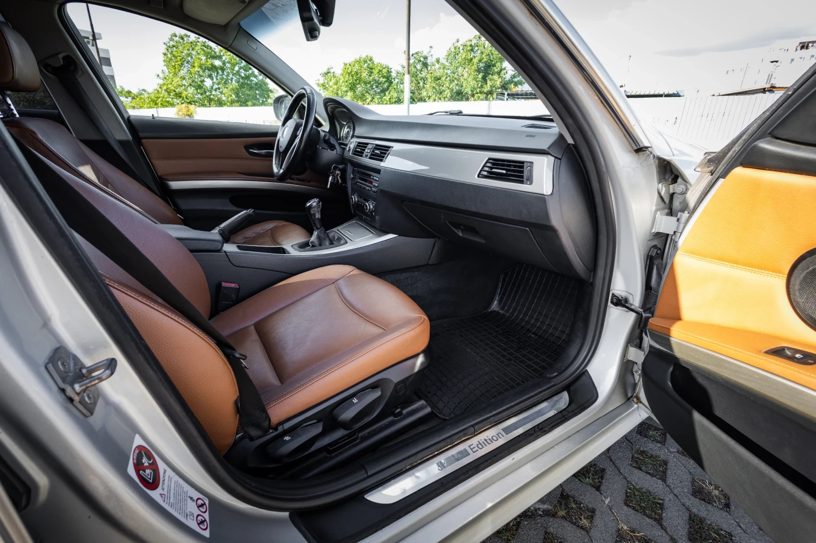 BMW 330 X-drive, снимка 11 - Автомобили и джипове - 56139065