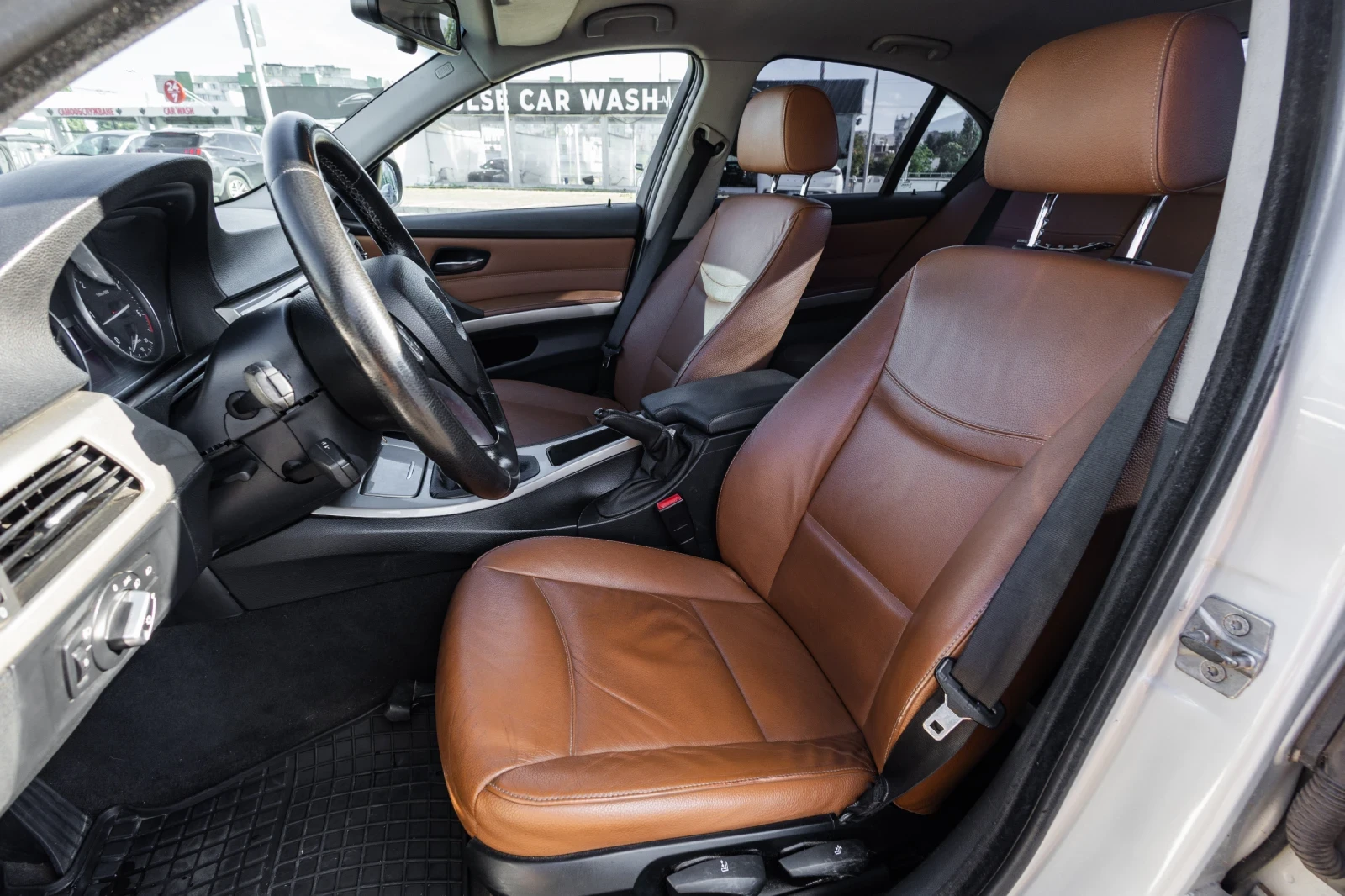 BMW 330 X-drive, снимка 6 - Автомобили и джипове - 56139065