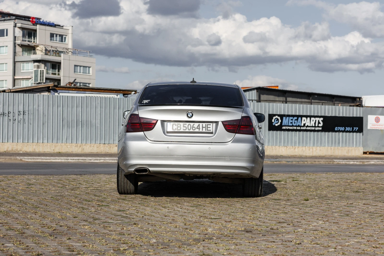 BMW 330 X-drive, снимка 3 - Автомобили и джипове - 56139065