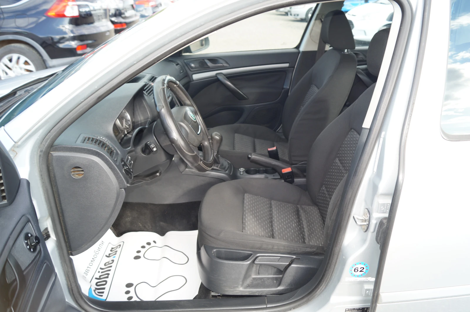 Skoda Octavia, снимка 9 - Автомобили и джипове - 56258702