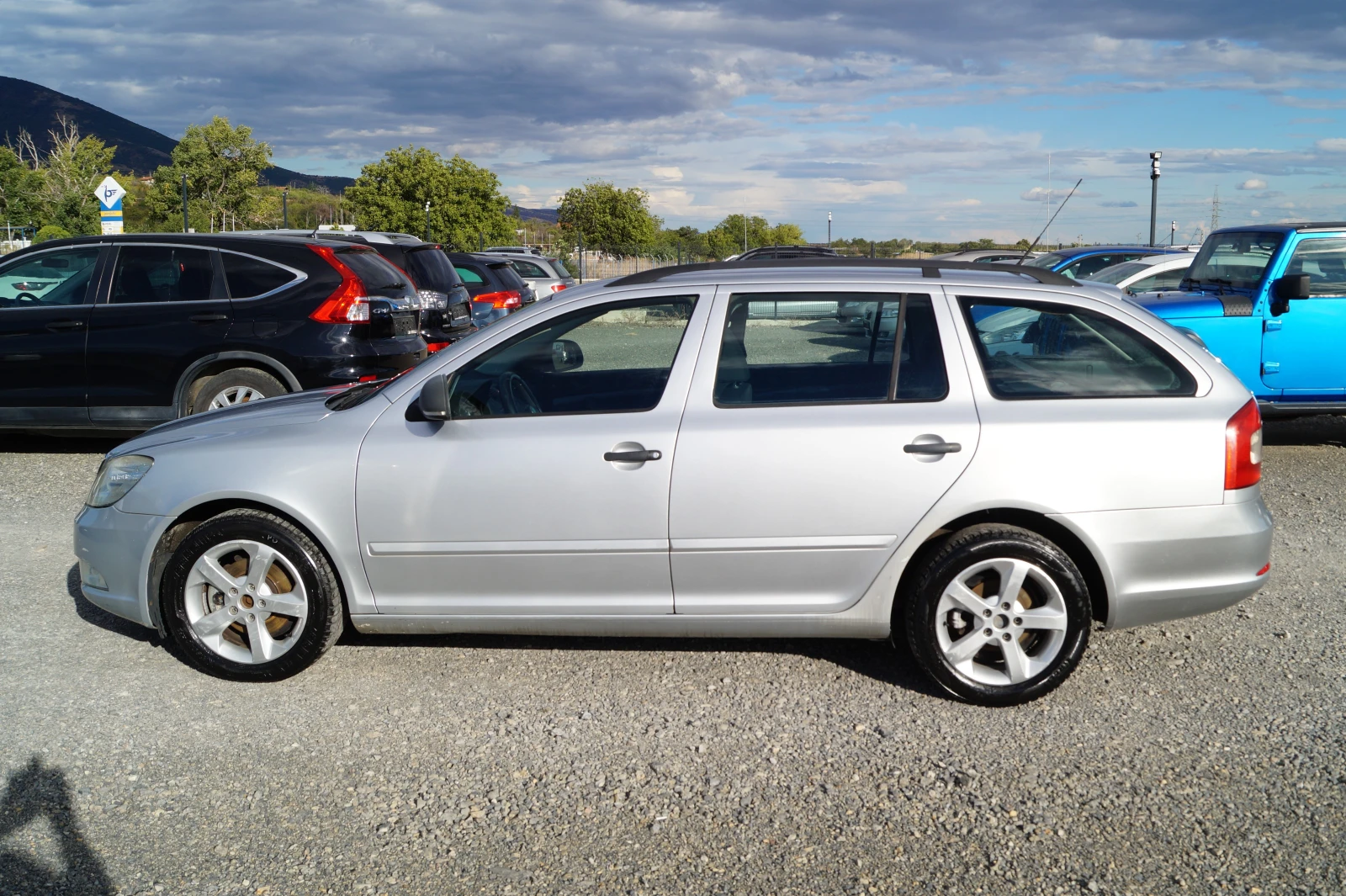 Skoda Octavia, снимка 8 - Автомобили и джипове - 56258702