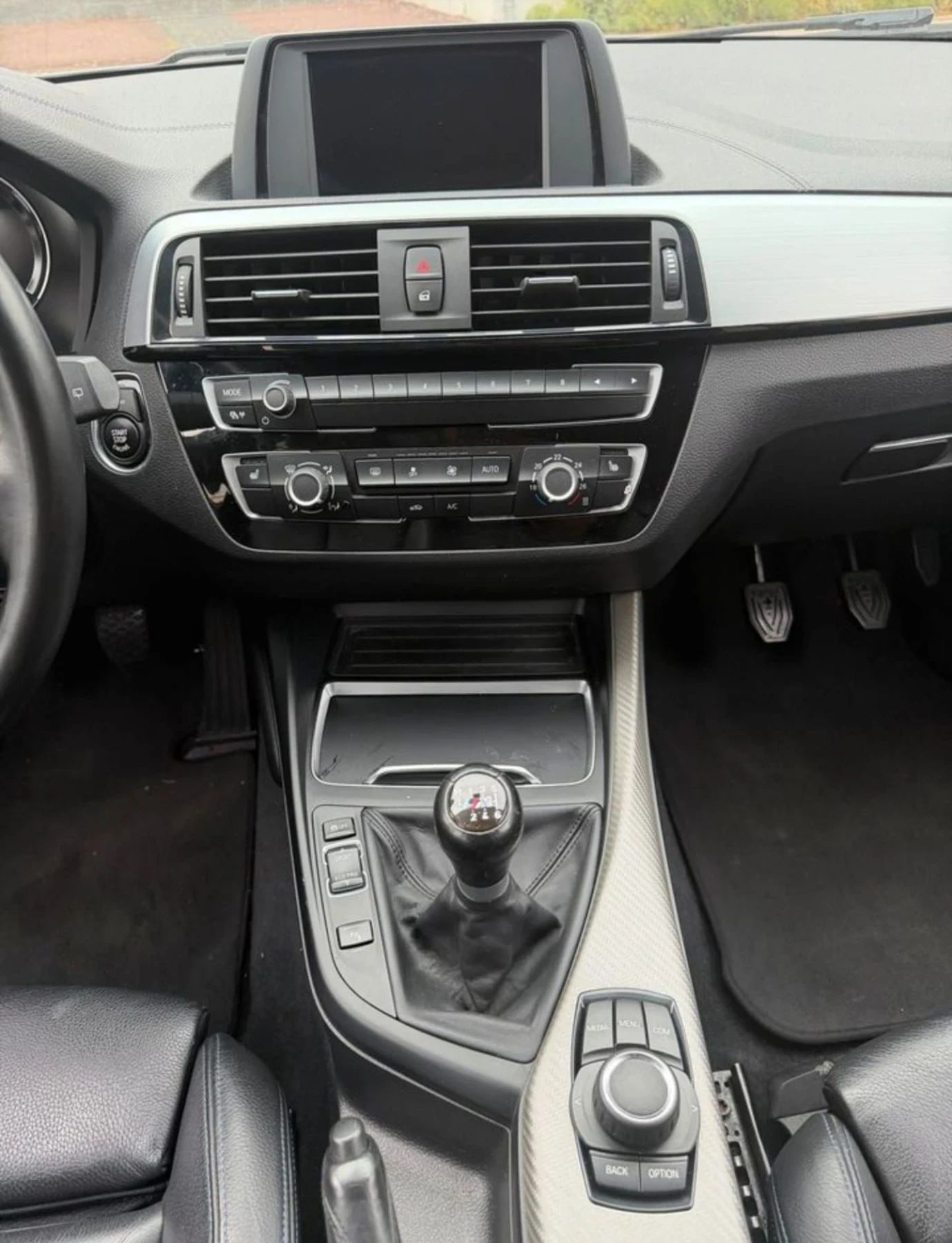 BMW 118 Учебен  М пакет, снимка 9 - Автомобили и джипове - 56344713