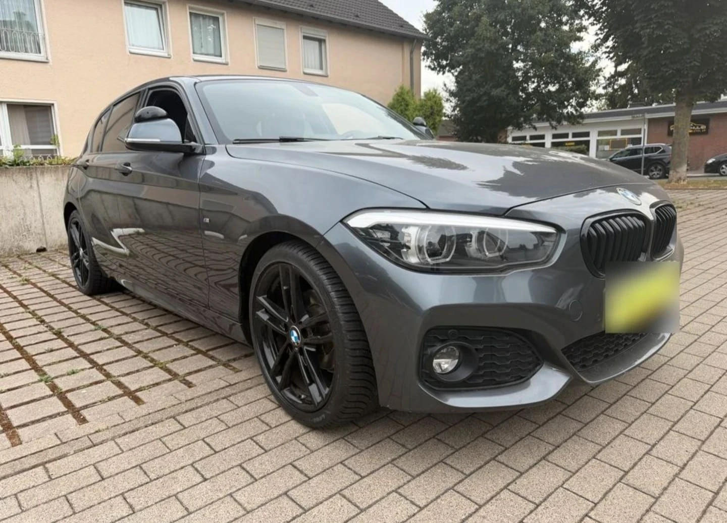 BMW 118 Учебен  М пакет, снимка 2 - Автомобили и джипове - 56344713