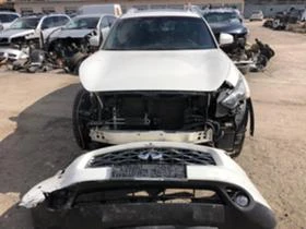 Infiniti Fx 30 3.0 D  НА ЧАСТИ, снимка 2