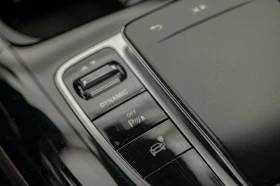 Mercedes-Benz EQC 400/AMG Line/MBUX/Dynamic Select/Thermatic/4Matic - 64900 лв. - 55909291 9