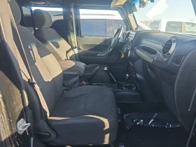 Jeep Wrangler 2013 UNLIMITED SPORT* 3.6* ДЪЛГА БАЗА* 150 000КМ - 31999 лв. - 49360763 11