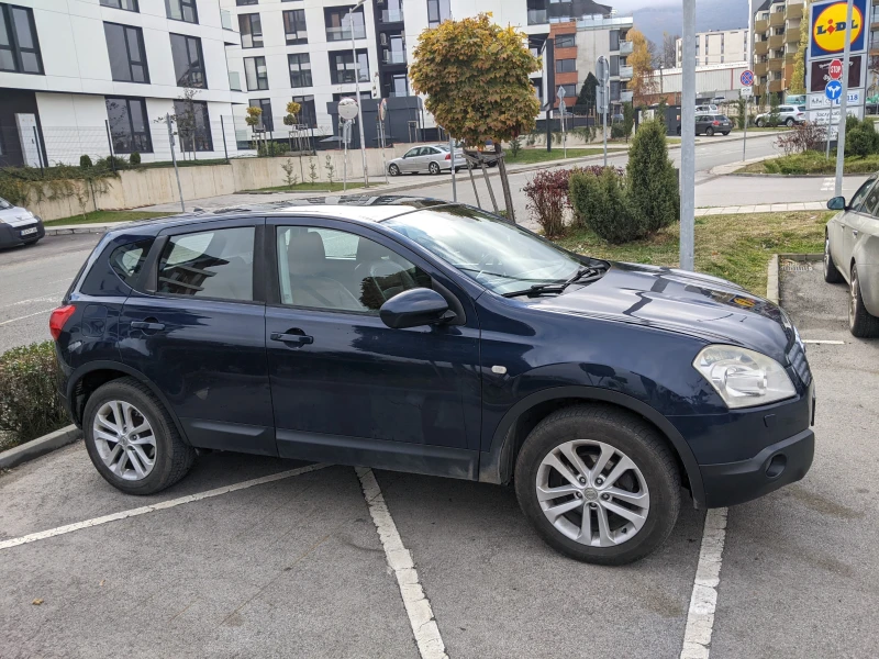 Nissan Qashqai, снимка 3 - Автомобили и джипове - 47990799