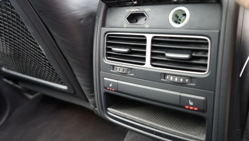 VW Touareg, снимка 7 - Автомобили и джипове - 52340350