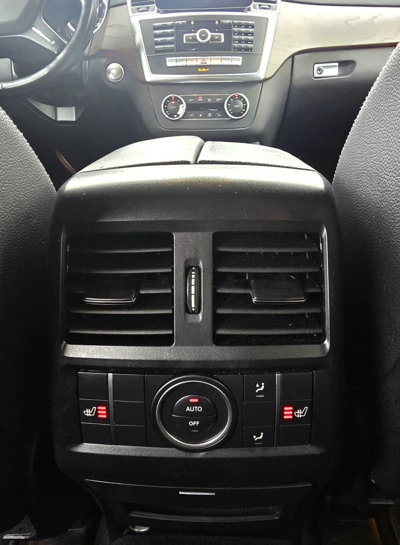 Mercedes-Benz GL 350 Panorama, 360camera , Android и Carplay, снимка 12 - Автомобили и джипове - 52437933