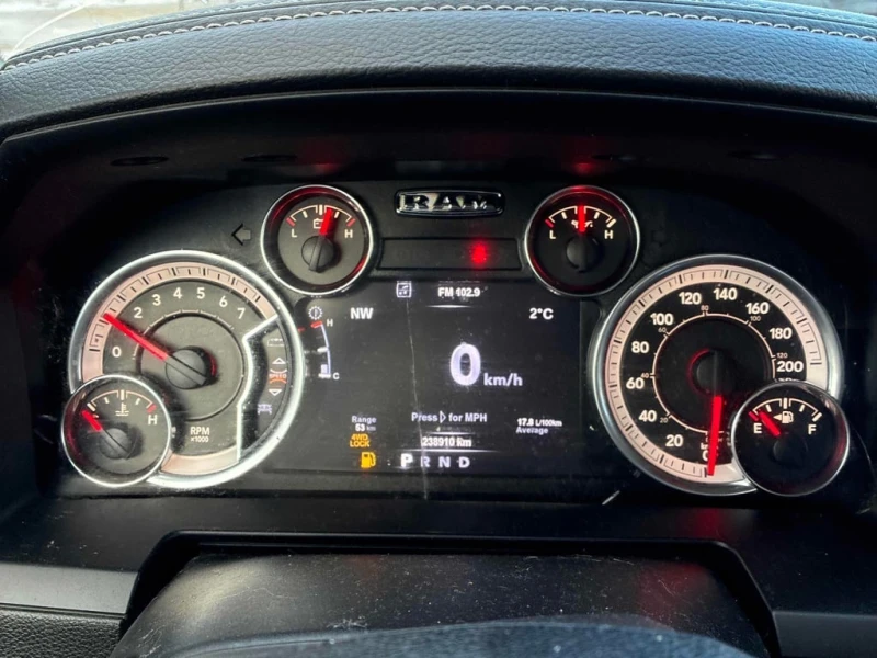 Dodge RAM 1500 * Sport * CARFAX * БЕЗ ПЪРВОНАЧАЛНА ВНОСКА, снимка 8 - Автомобили и джипове - 53153965