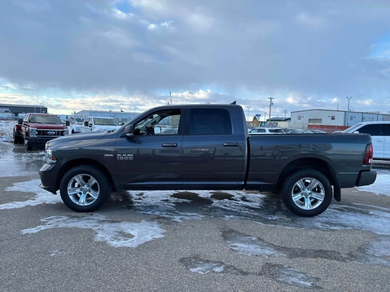 Dodge RAM 1500 * Sport * CARFAX * БЕЗ ПЪРВОНАЧАЛНА ВНОСКА, снимка 2 - Автомобили и джипове - 53153965