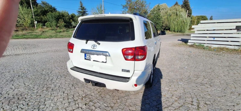 Toyota Sequoia 5.7 v8 inforce Platinum, снимка 4 - Автомобили и джипове - 53403758