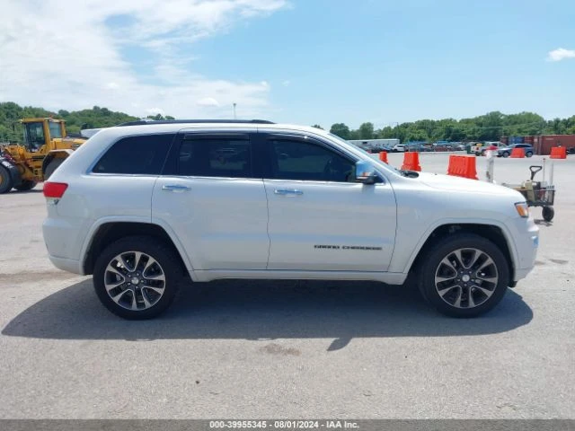 Jeep Grand cherokee OVERLAND 4X4 3.6L Дистроник Панорама Обдухване, снимка 6 - Автомобили и джипове - 48101334