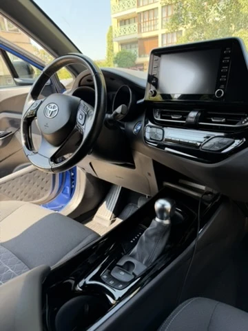 Toyota C-HR, снимка 5 - Автомобили и джипове - 55771321