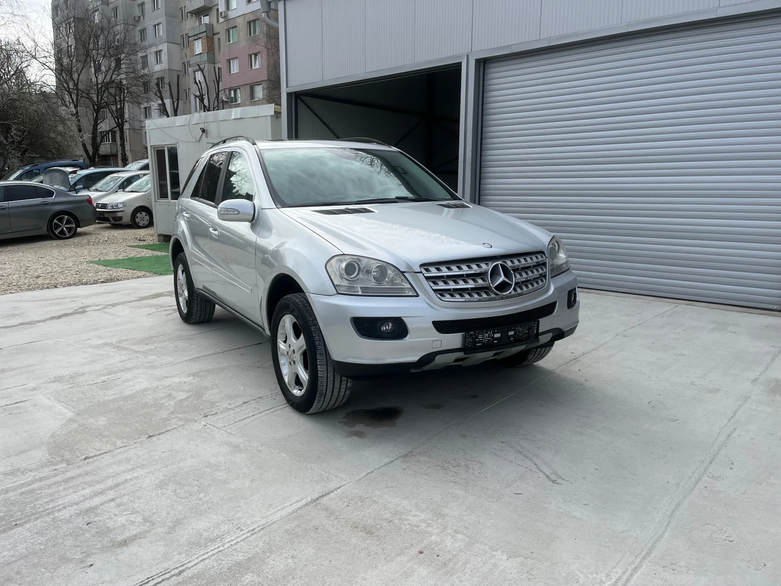 Mercedes-Benz ML 350 Италия на пружини, снимка 1