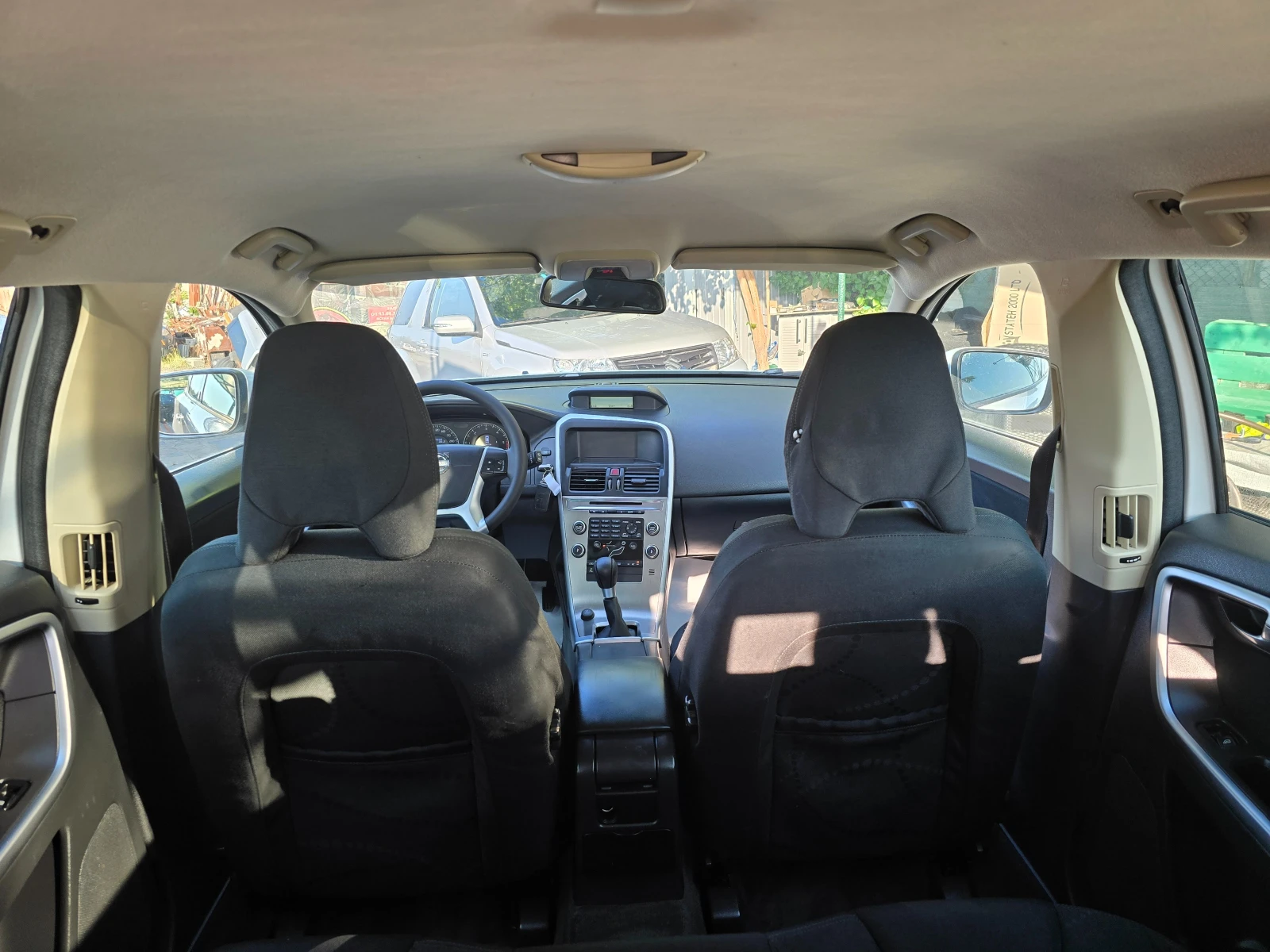 Volvo XC60 2.4D-D5 - изображение 9