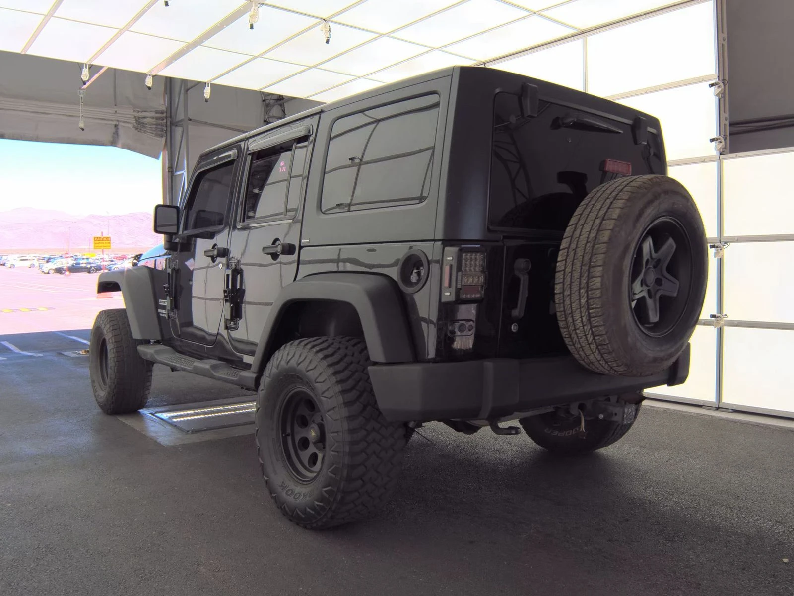 Jeep Wrangler 2013 UNLIMITED SPORT* 3.6* ДЪЛГА БАЗА* 150 000КМ - изображение 6