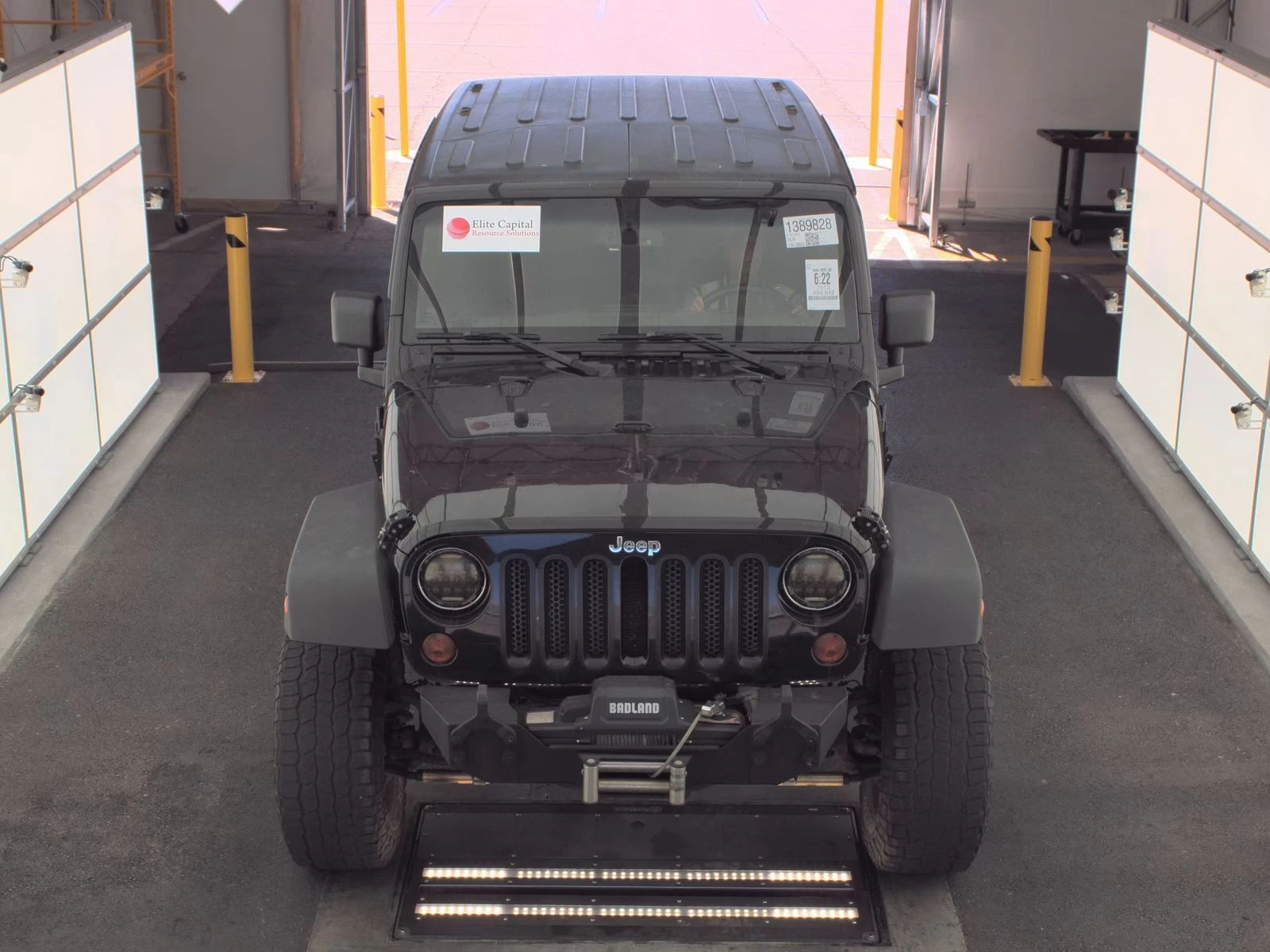 Jeep Wrangler 2013 UNLIMITED SPORT* 3.6* ДЪЛГА БАЗА* 150 000КМ - изображение 2