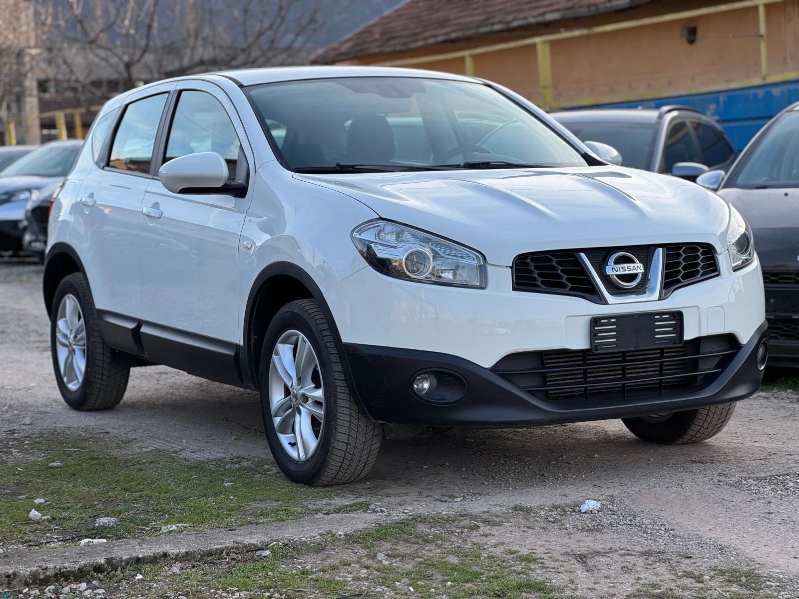 Nissan Qashqai 1.5DCI * FaceLift* KLIMATRONIK - изображение 3