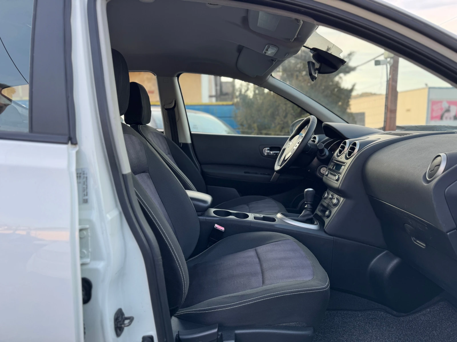 Nissan Qashqai 1.5DCI * FaceLift* KLIMATRONIK - изображение 10