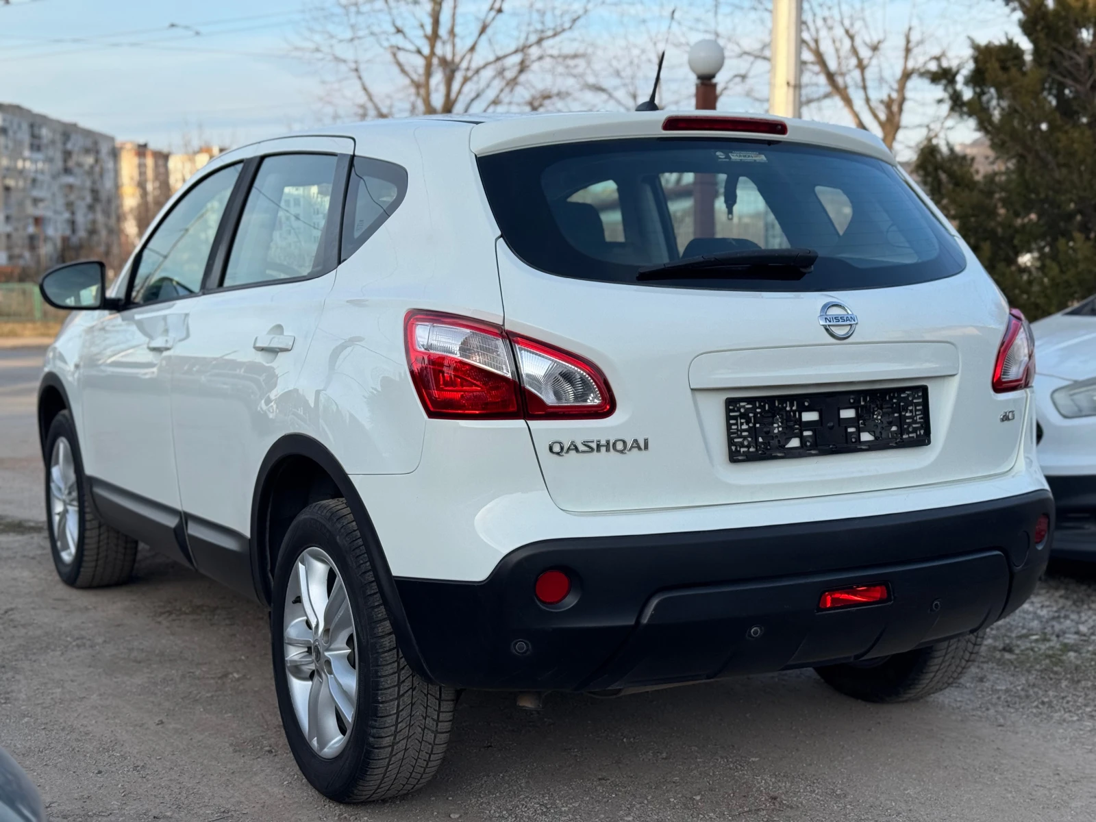 Nissan Qashqai 1.5DCI * FaceLift* KLIMATRONIK - изображение 5