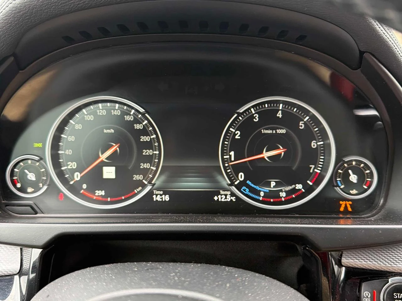 BMW X6 mpack* Distronic* 360* Червенсалон* 2комплектадж, снимка 7 - Автомобили и джипове - 53873283