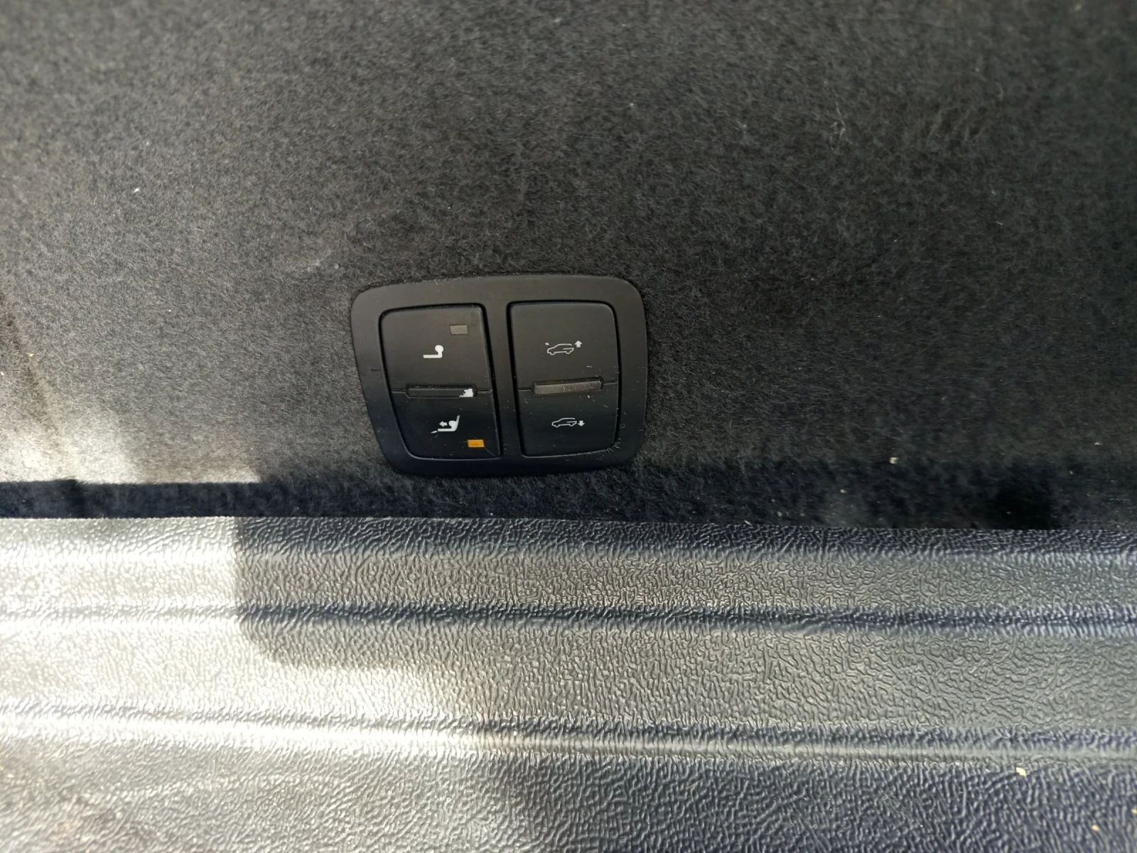 Audi Q7 3.0 233к.с S-line , снимка 11 - Автомобили и джипове - 54073813