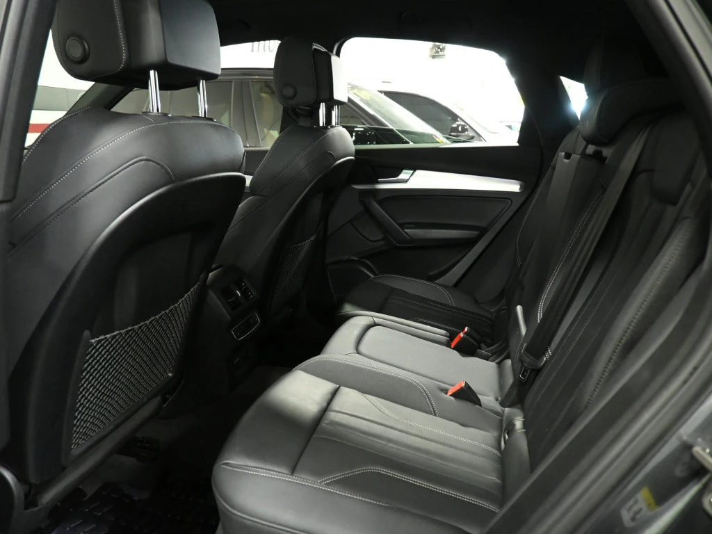 Audi Q5 Sportback* 4x4* Prestige* АвтоКредит* (ЦЕНА ДО БГ), снимка 11 - Автомобили и джипове - 54205944