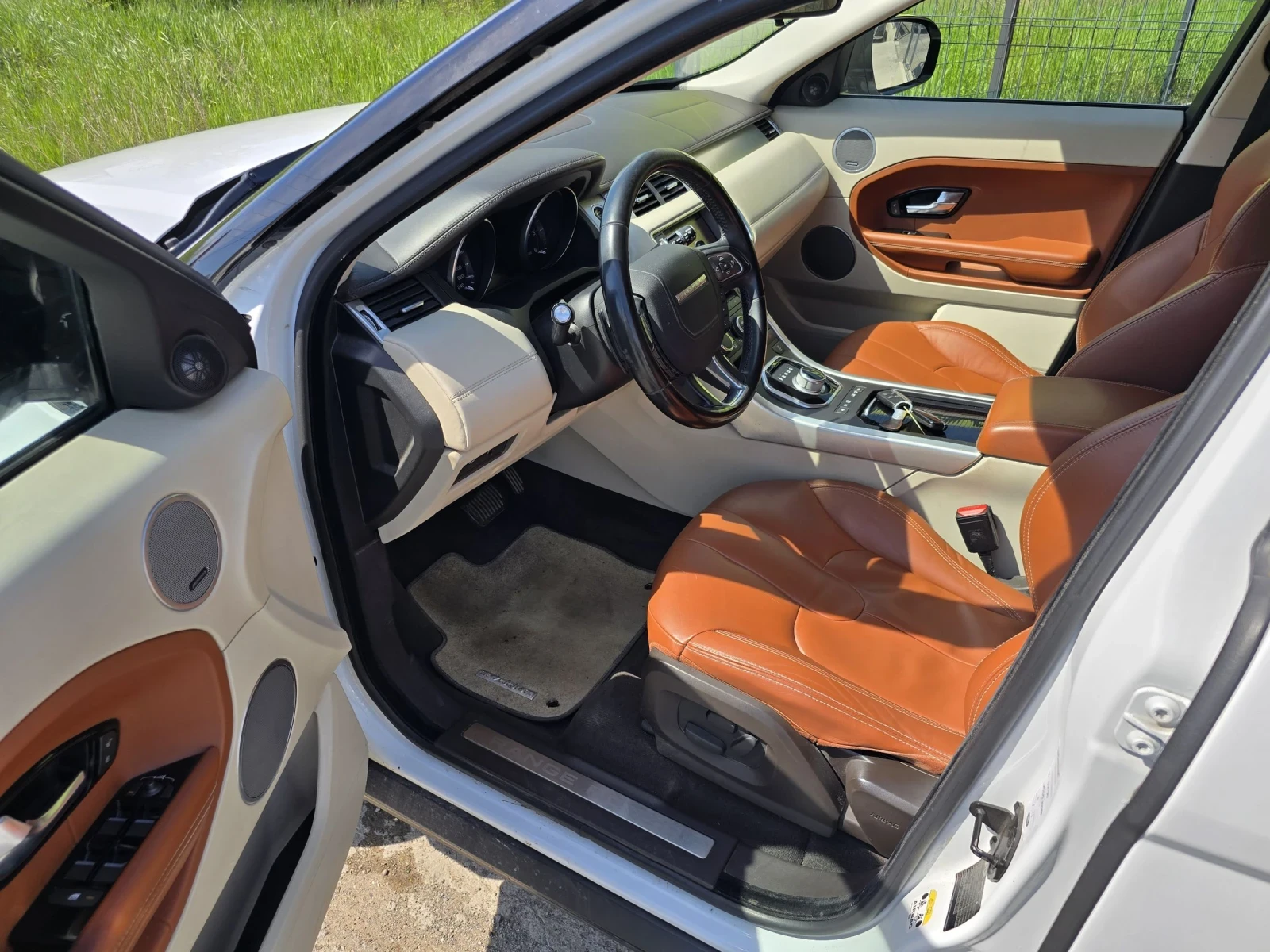 Land Rover Evoque PRESTIGE, снимка 7 - Автомобили и джипове - 54437699