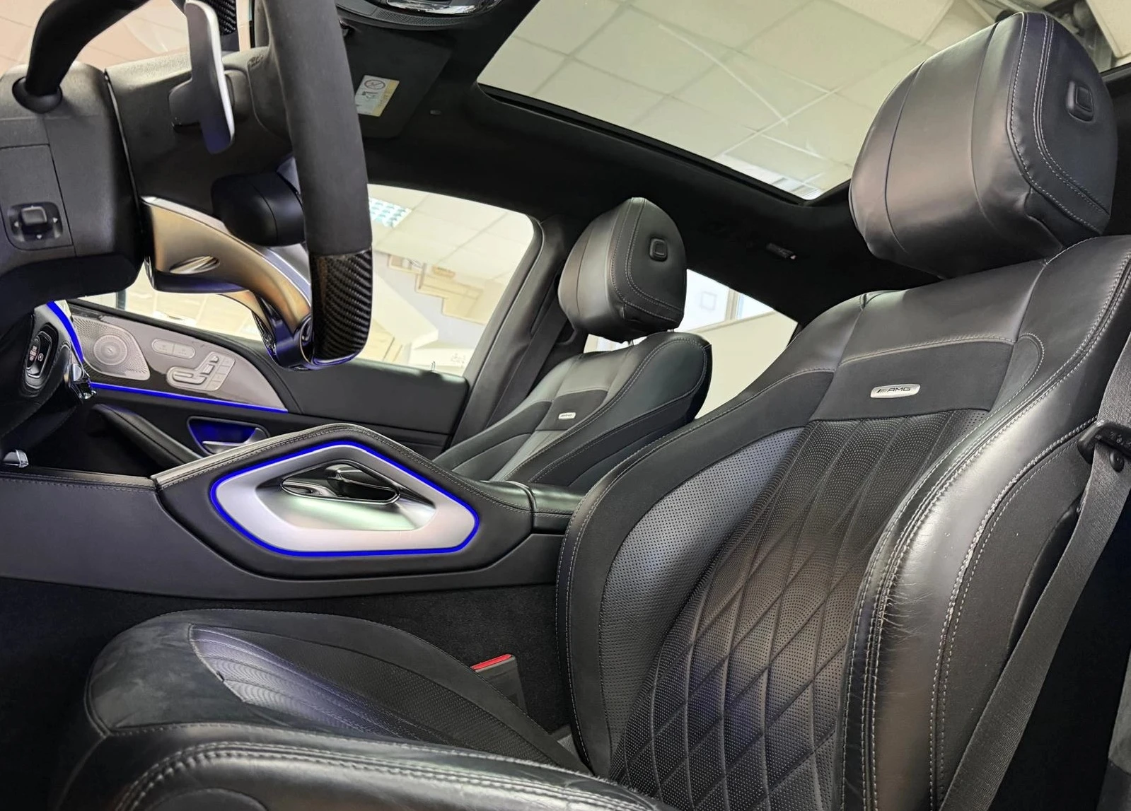 Mercedes-Benz GLE 63 S AMG 4Matic+ Coupe, снимка 9 - Автомобили и джипове - 54614543