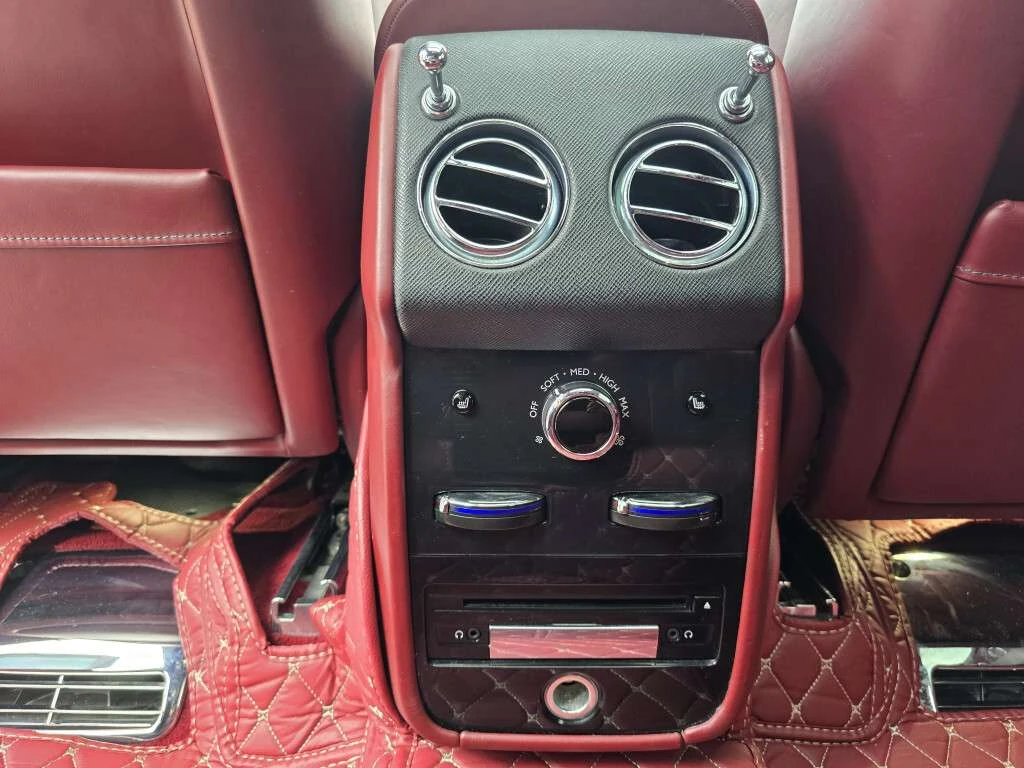 Rolls-Royce Cullinan 4Х4 ЦЕНА ДО БГ, снимка 13 - Автомобили и джипове - 54948307