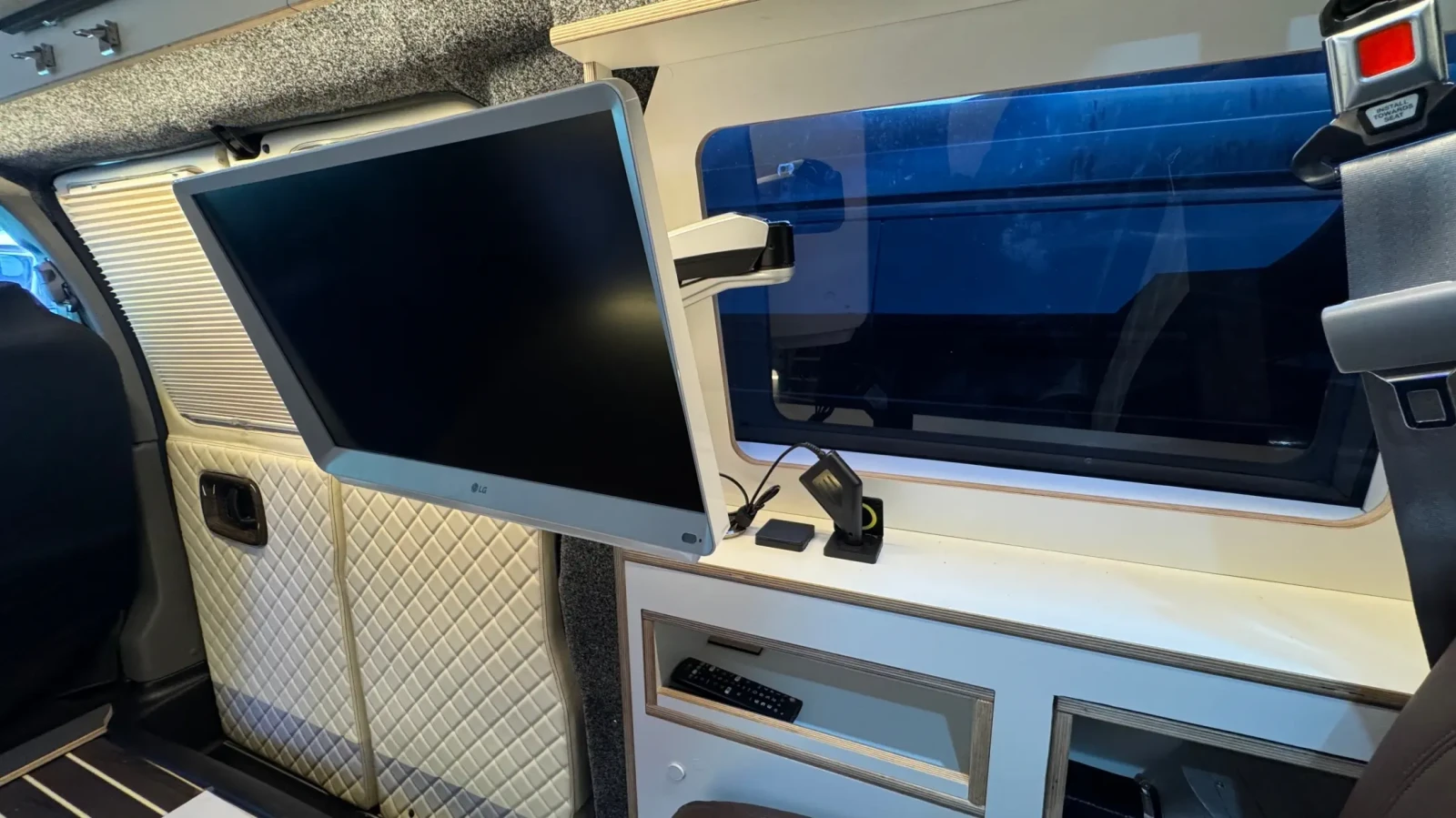 Gmc Savana 6.0 Camper | Mobile.bg � ����������� 11