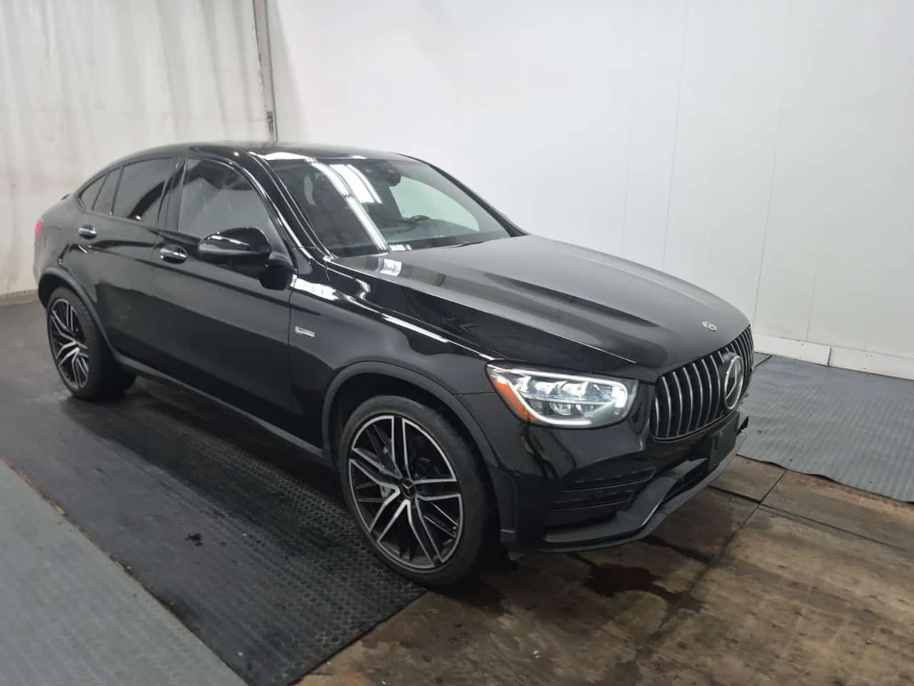 Mercedes-Benz GLC 43 AMG ДИСТРОНИК * 360 *  PANO * АВТОКРЕДИТ, снимка 2 - Автомобили и джипове - 55288455